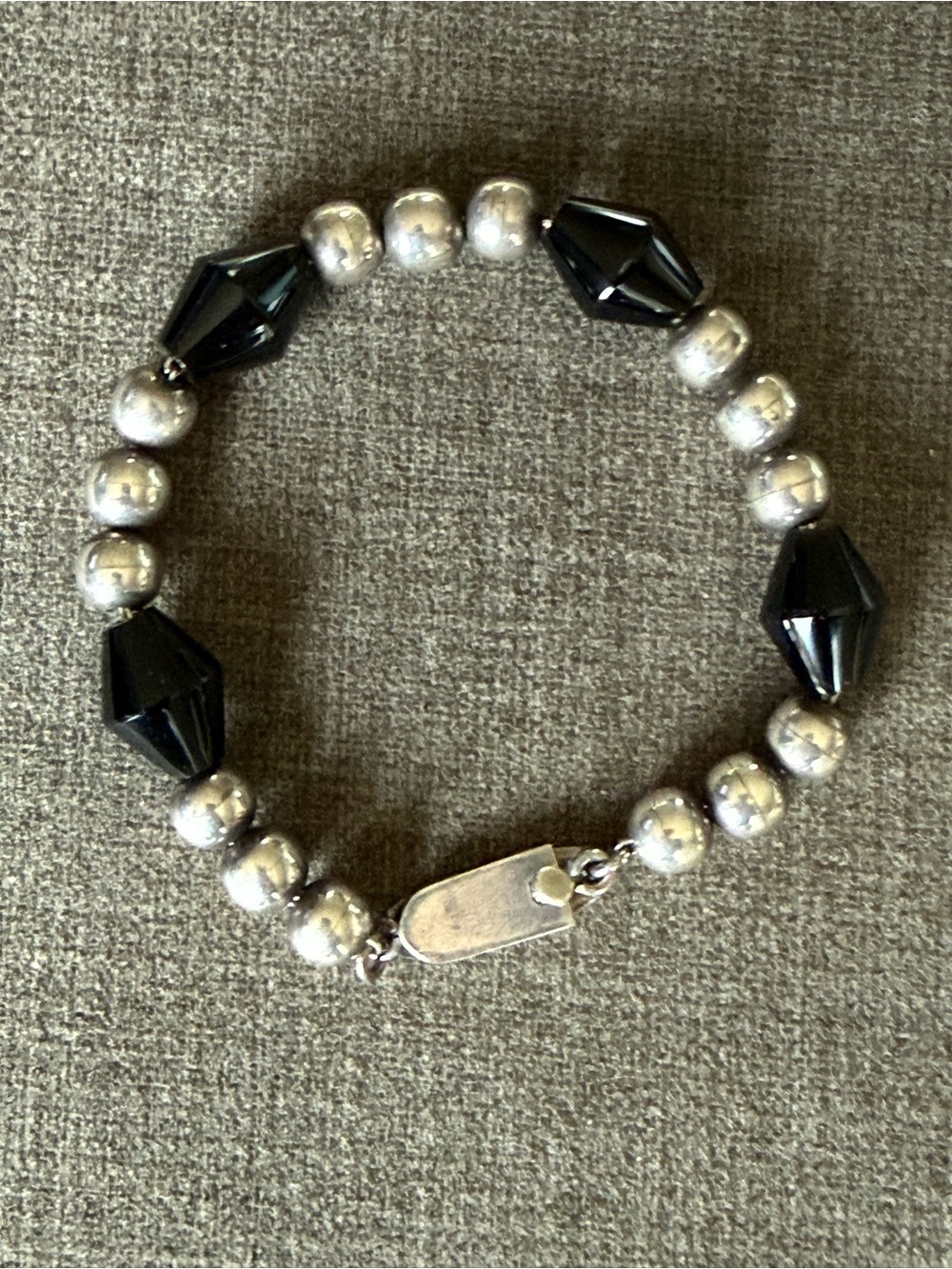925 sterling silver onyx beaded Mexico bracelet 26g 8”